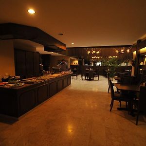 Rest Hotel
